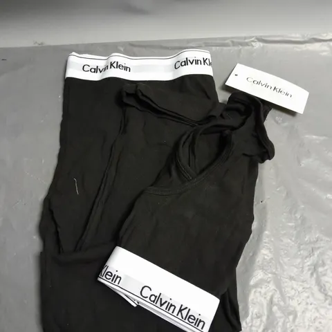 CALVIN KLEIN LADIES CROP TOP AND LEGGINGS SET BLACK XL