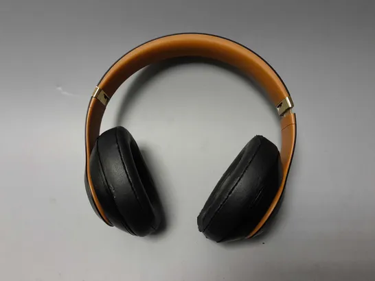 BEATS STUDIO3 WIRELESS HEADPHONES