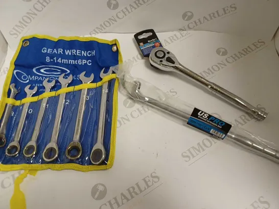 BOX OF 3 ITEMS TO INCLUDE GEAR WRENCH SET (8-14"), SPANNER EXTENSION BAR AND 1/2" RATCHET