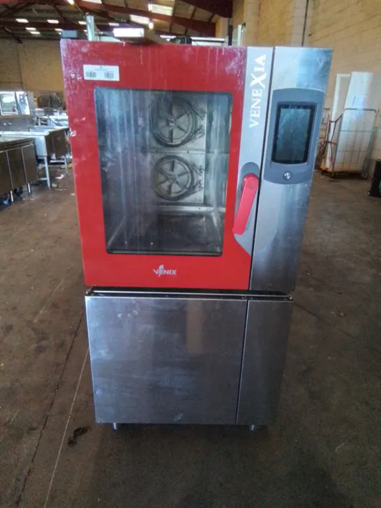 VENIX COMMERCIAL TOUCH SCEEN DISPLAY CATERING OVEN, MODEL: SM07TCK.2