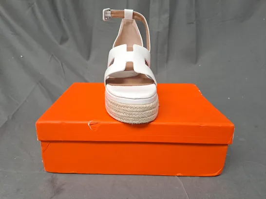 BOXED PAIR OF HERMES OPEN TOE WEDGE SANDALS IN WHITE EU SIZE 36