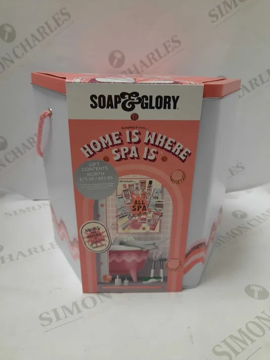 SOAP & GLORY HOME IS WHERE THE SPA IS GIFT