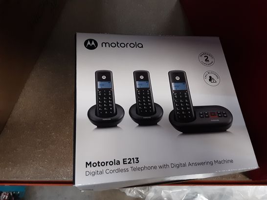 MOTOROLA E213 DIGITAL CORDLESS TELEPHONE WITH DIGITAL ANSWERING MACHINE 