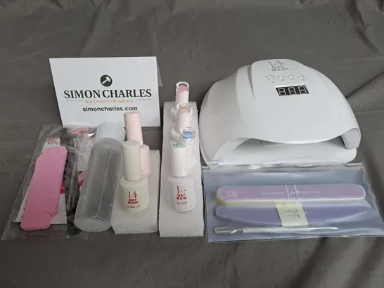 14-DAY MANI GEL NAIL CARE SET 