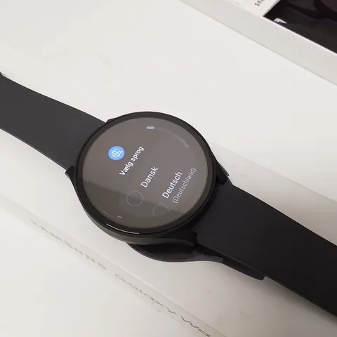 UNBOXED SAMSUNG GALAXY WATCH 5 WITH BLACK STRAP