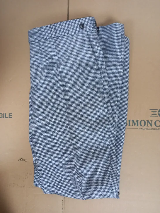 REISS TROUSERS IN GREY SIZE W34