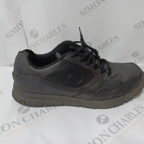 BOXED PAIR OF SKECHERS NAMPA SLIP RESISTANT BLACK WORK TRAINERS SIZE 11