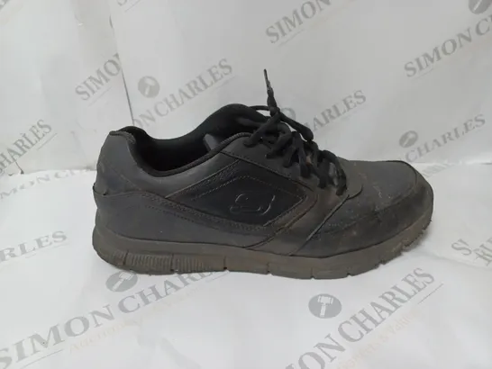 BOXED PAIR OF SKECHERS NAMPA SLIP RESISTANT BLACK WORK TRAINERS SIZE 11