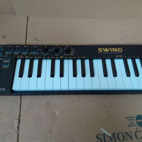 SWING 32 KEY USB MIDI CONTROLLER KEYBOARD