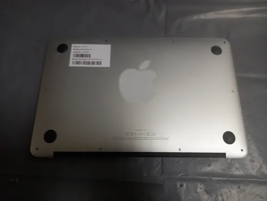 UNBOXED APPLE MACBOOK AIR LAPTOP