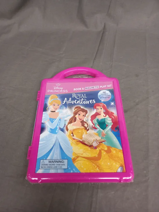 DISNEY PRINCESS BOOK AND MAGNETIC PLAY SET - ROYAL ADENTURES