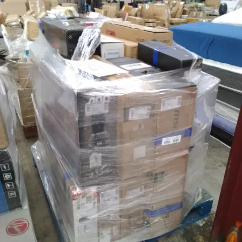 PALLET OF APPROXIMATELY 20 ASSORTED MONITORS TO INCLUDE