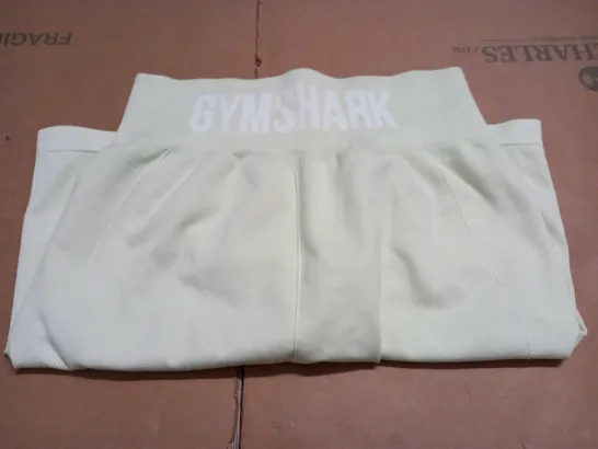 GYMSHARK FLUO GREEN SHORTS - L