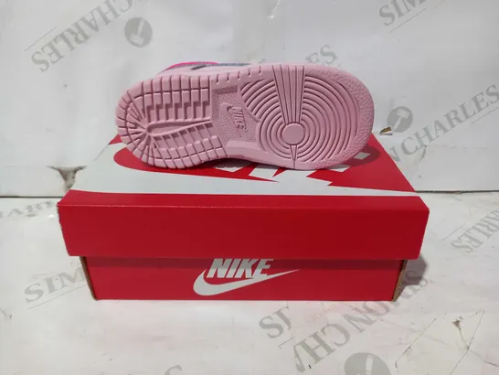 BOXED PAIR OF NIKE DUNK LOW CHILDREN'S SHOES IN PINK UK SIZE 6.5