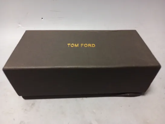 BOXED TOM FORD SUNGLASSES (YC2203)