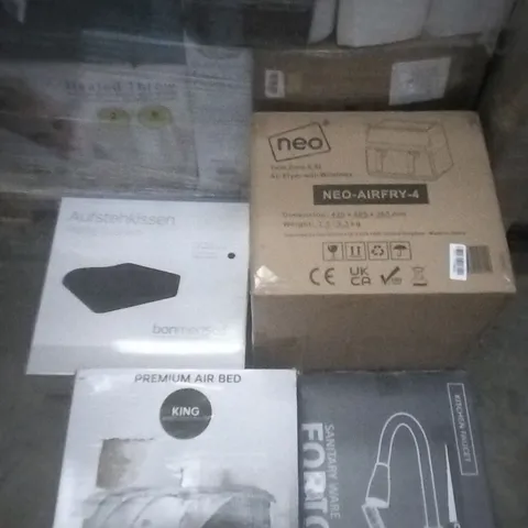 PALLET OF ASSORTED ITEMS INCLUDING NEO TWINZONE 8.5L AIR FRYER, AUFSTEHKISSEN RISING CUSHION , PREMIUM KINGSIZE AIR MATTRESS AND KITCHEN SINK