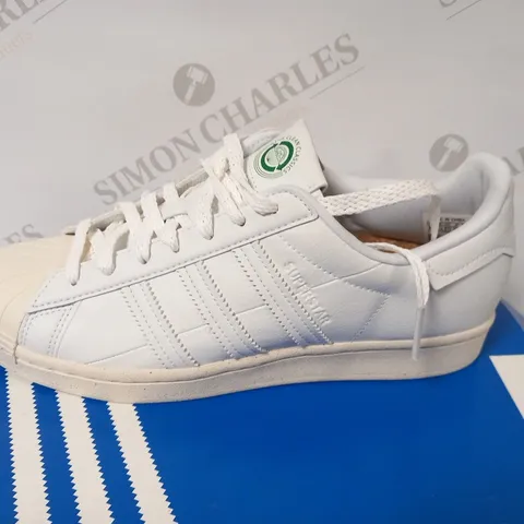 BOXED ADIDAS SUPERSTAR FW2292 SIZE 7.5