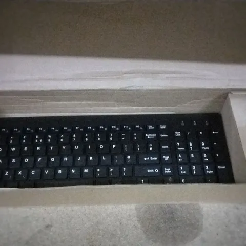 BOXED USB WIRELESS KEYBOARD AND MOUSE