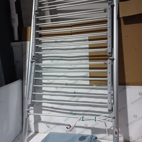 HEATED CLOTHES AIRER WITH COVER