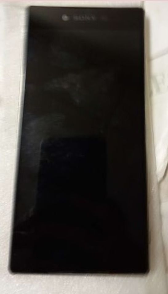 SONY EXPERIA MIRRORED MOBLE PHONE