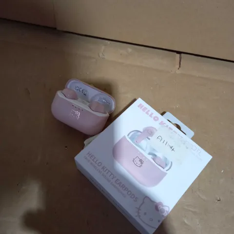 HELLO KITTY EAR PODS 