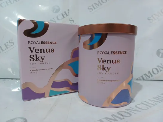 BOXED ROYALESSENCE VENUS SKY SOY CANDLE