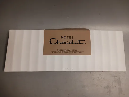 SEALED HOTEL CHOCOLAT SELECTION IN UNBELEIVABLY VEGAN 320G