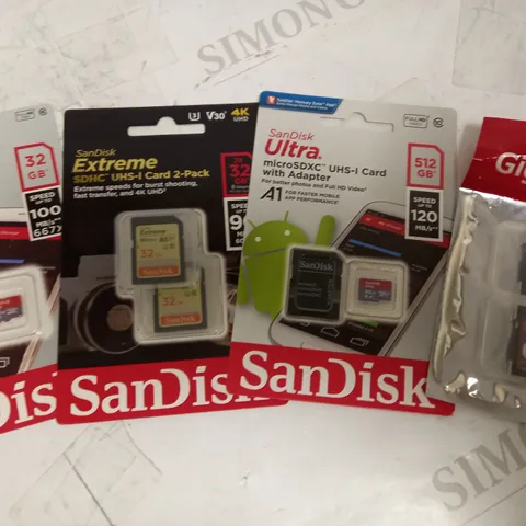 LOT OF APPROXIMATELY 50 ASSORTED MEMORY CARDS