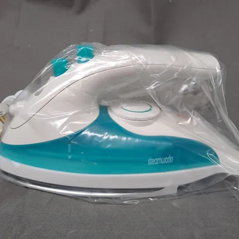 BOXED STEAMWORKS TRAVEL IRON