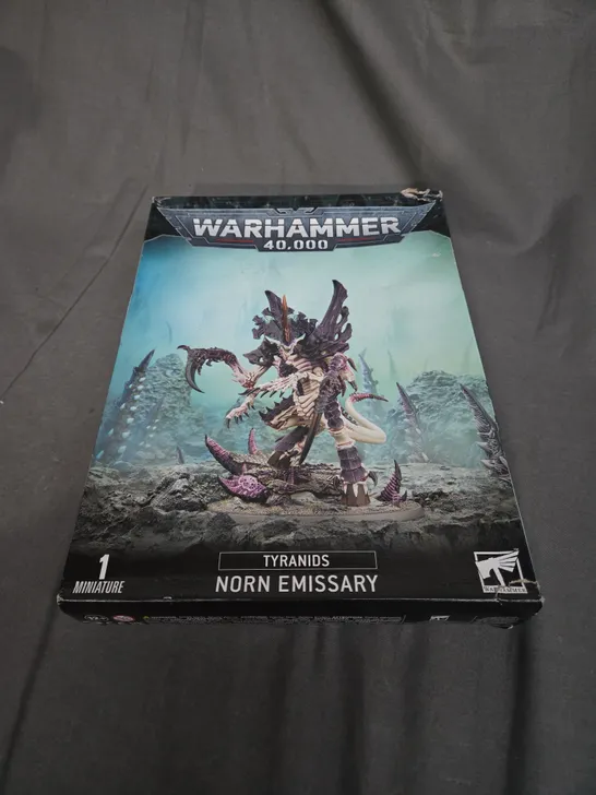 WARHAMMER 40,000 TYRANIDS - NORN EMISSARY - 1 MINIATURE