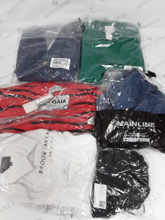 LARGE BOX OF ASSORTED CLOTHING TO INCLUDE H&M, MICHELLE KEEGAN AND BROOK TAVERN 