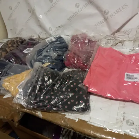 LARGE BOX OF ASSORTED PIECES OF CLOTHING IN A VARIETY OF STYLES AND COLOURS  