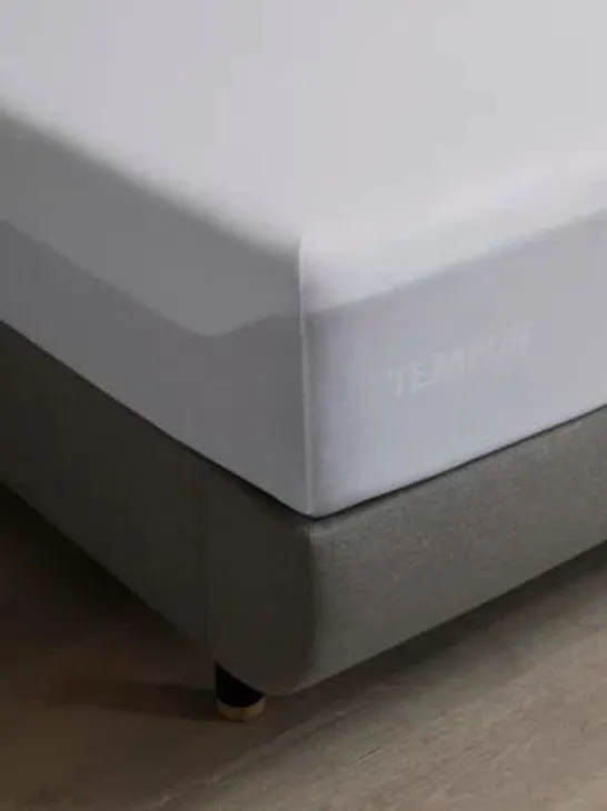 BOXED HOME BY TEMPUR COOLING TENCEL MATTRESS PROTECTOR 