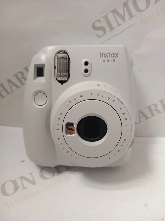 BOXED FUJIFILM INSTAX MINI 9 INSTANT CAMERA