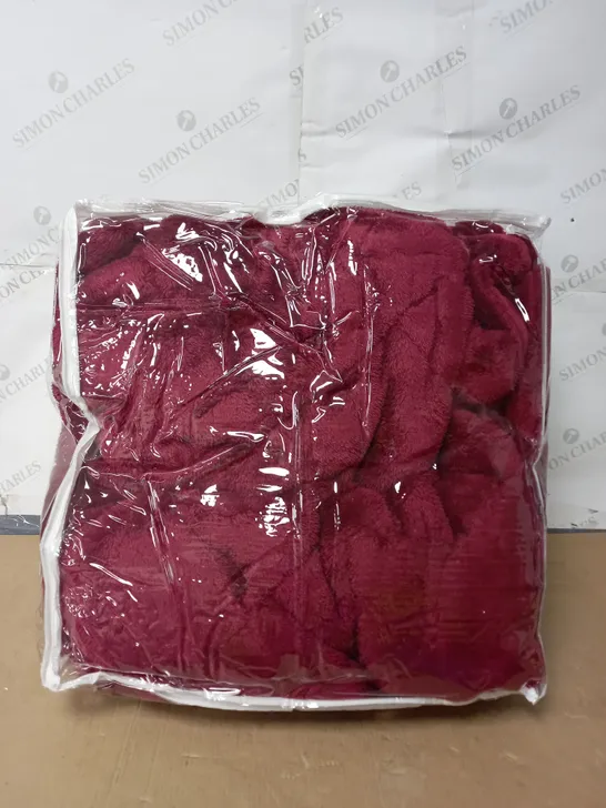 COZEE HOME VELVETSOFT & FLUFFY FILLED DIAMOND QUILT BEDSPREAD RUBY 250CM X 260CM