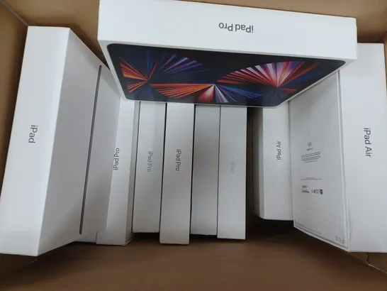 APPROXIMATELY 11 APPLE IPAD BOXES FOR VARIOUS MODELS