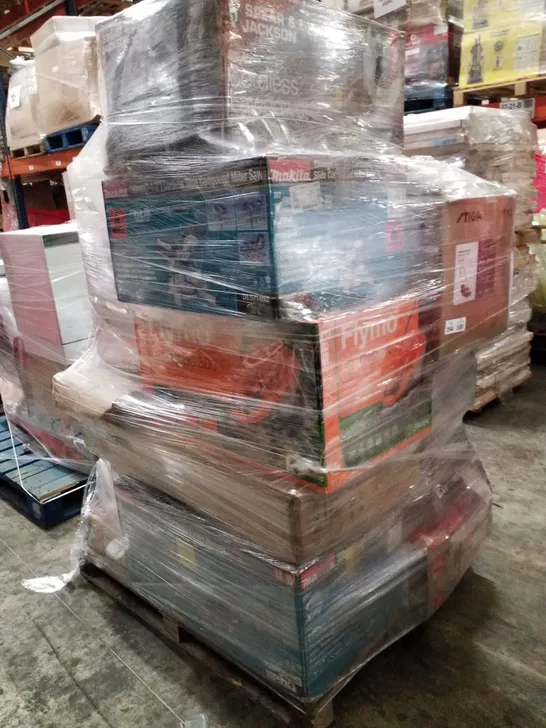 PALLET OF APPROXIMATELY 18 UNPROCESSED RAW RETURN HOUSEHOLD AND ELECTRICAL GOODS TO INCLUDE;