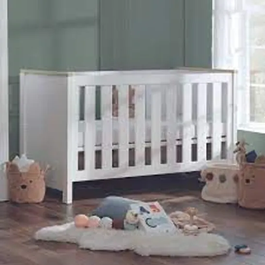 CUDDLE CO LUNA COT BED WHITE & NATURAL (2 BOXES)