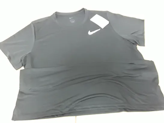 NIKE DRI-FIT BLACK T-SHIRT - XL