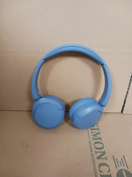 BOXED SONY WH-CH520 WIRELESS BLUETOOTH HEADPHONES 