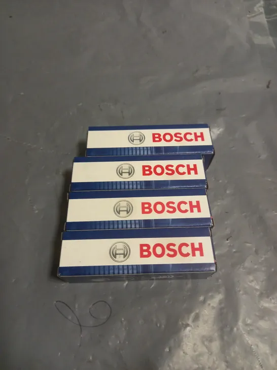 SET OF 4 BOSCH SPARK PLUGS 