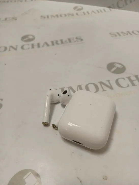 AIRPODS 2ND GENERATION