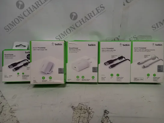 BOX OF APPROX 15 ASSORTED BELKIN ITEMS TO INCLUDE - DUAL USB-A WALL CHARGER - WALL CHARGER WITH PPS -  USB-C WALL CHARGER 20W ETC