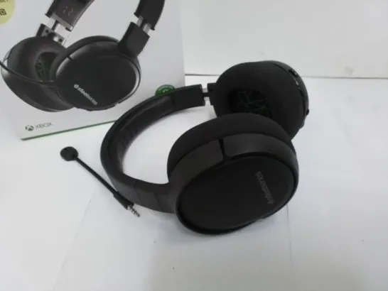 BOXED STEELSERIES GAMING HEADSET BLACK