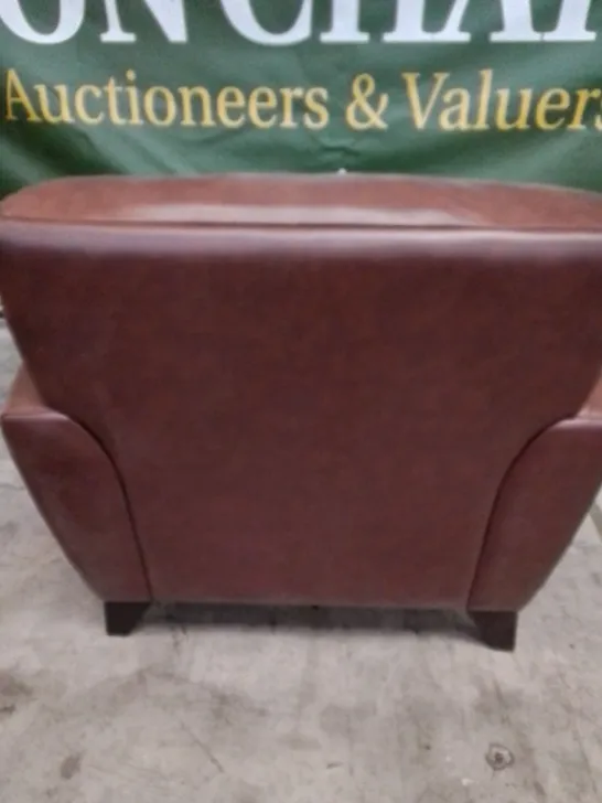 DESIGNER CHESNUT LEATHER EASY CHAIR