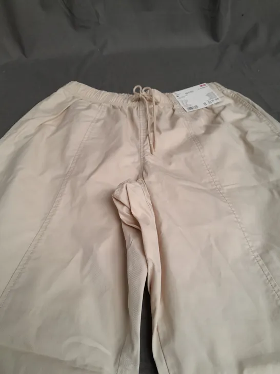 UNIQLO WOMENS PARACHUTE PANTS - MEDIUM