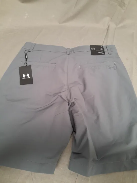 UNDER ARMOUR 10 INSEAM SHORTS IN GREY - SIZE 34