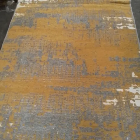 REVERSIBLE RUG WITH GREY/YELLOW PATTERN.  230X150CM