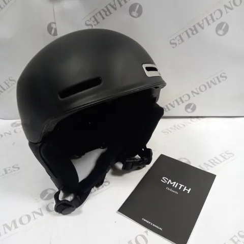 BOXED SMITH MAZE SNOW HELMET IN MATTE BLACK - L