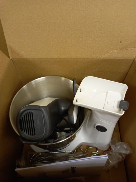 BREVILLE CLASSIC COMBO STAND AND HAND MIXER